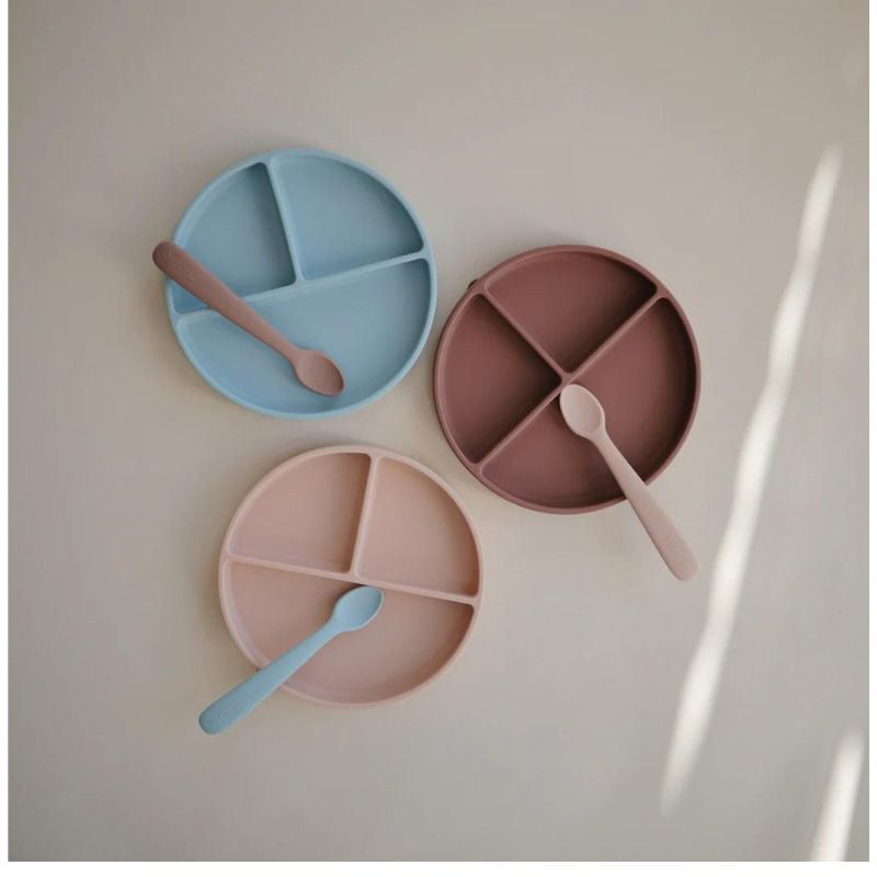 Mushie® Set dveh silikonskih žličk Powder Blue Mushie