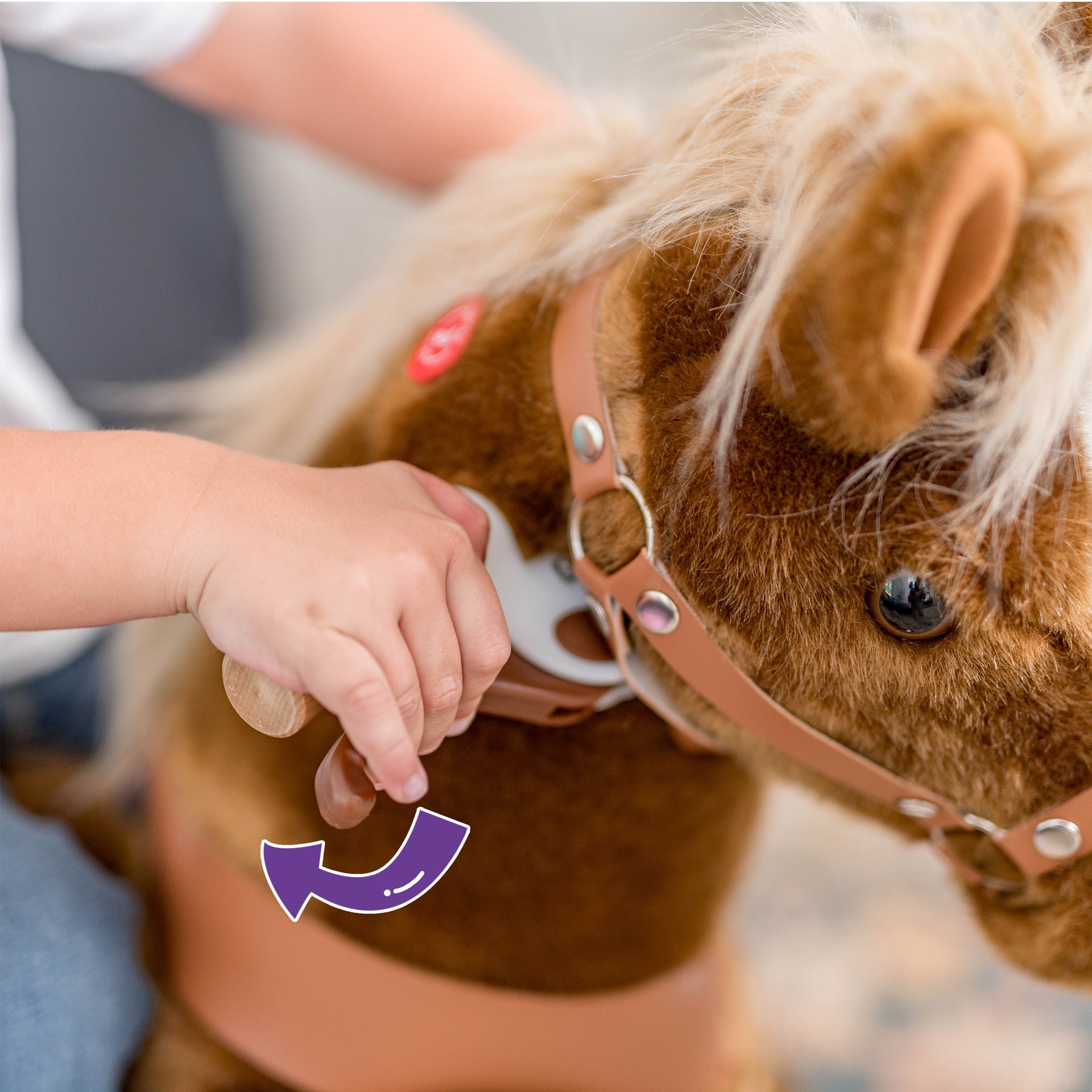 PonyCycle® Konjiček na kolesih - Brown with White Hoof (7+L) PonyCycle