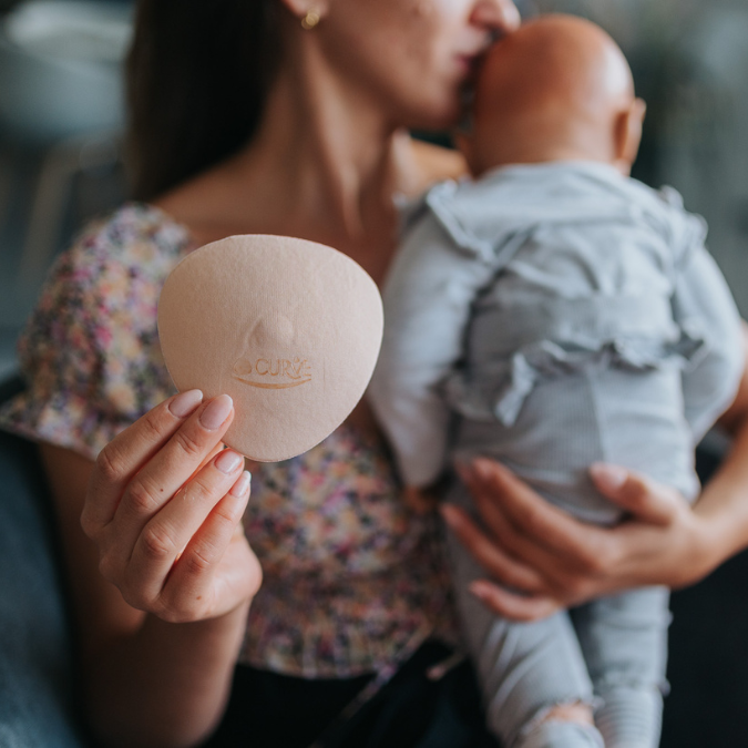 Cache Coeur® Dnevne pralne blazinice za dojenje Curve 4 kosi Cache Coeur