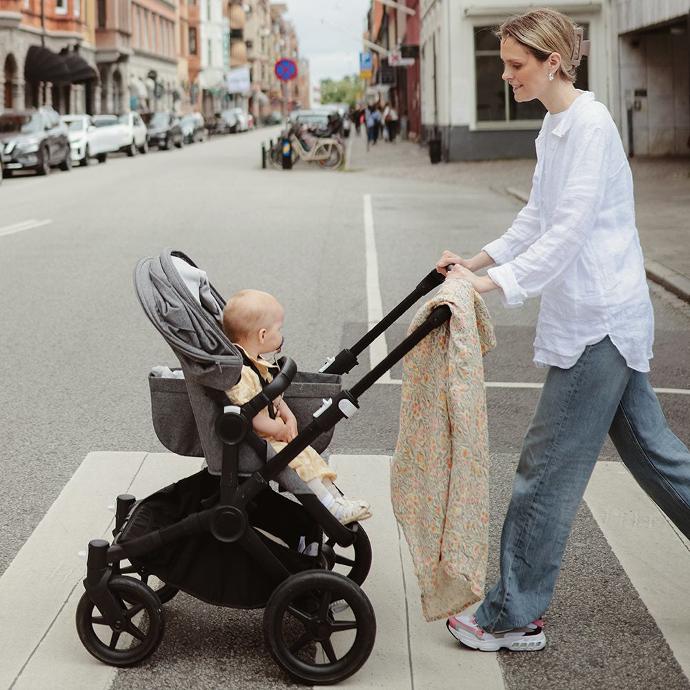 Mushie® Tetra plenička Pastel Blooms 120x120 Mushie