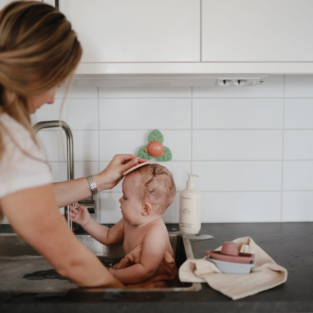 Mushie® Krpice za umivanje 5 kos Rainbow 30x30 Mushie