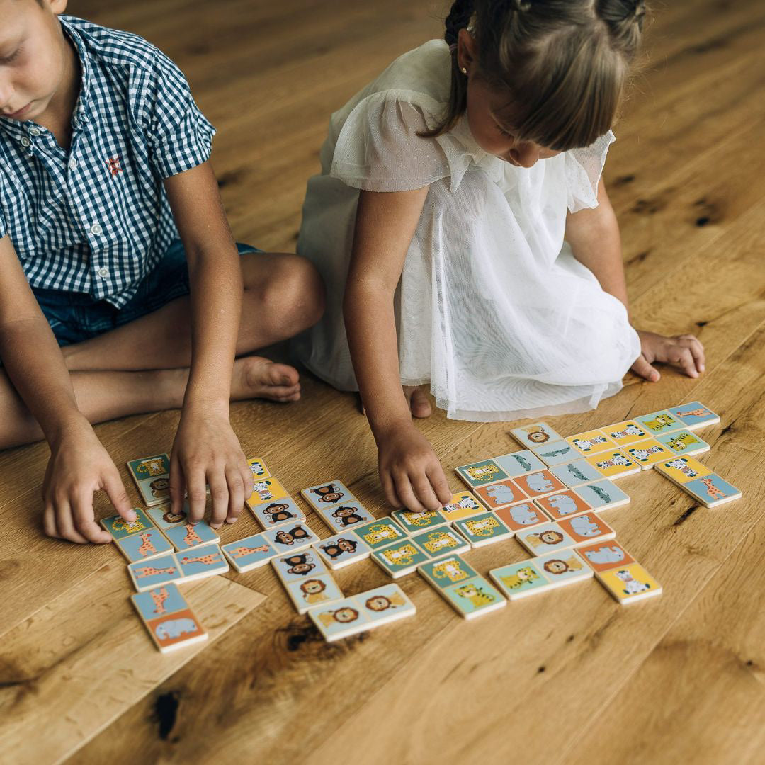 Free2Play® Lesena družabna igra Domino (28 kosov) Free2Play