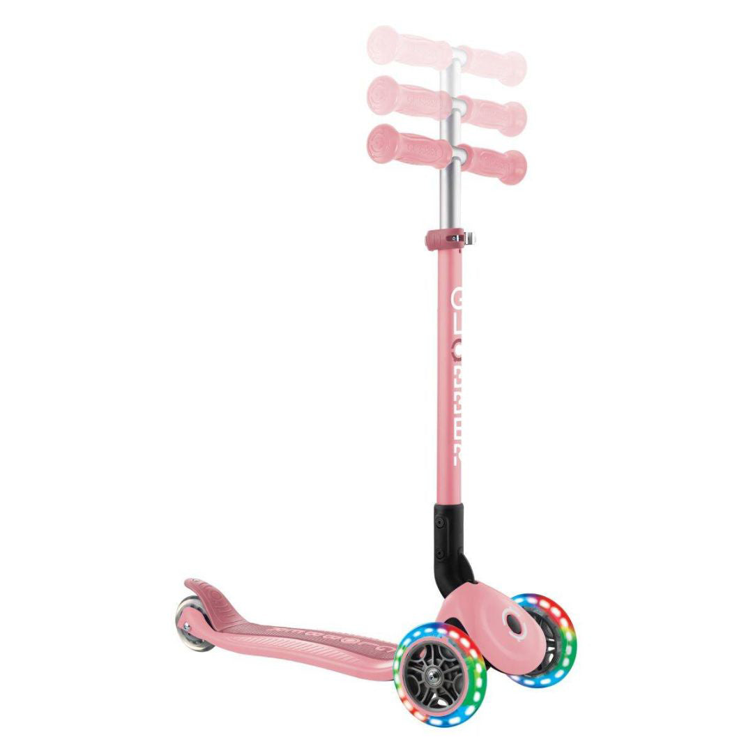 Globber® Otroški skiro s svetlečimi kolesi Primo Pastel Pink Globber