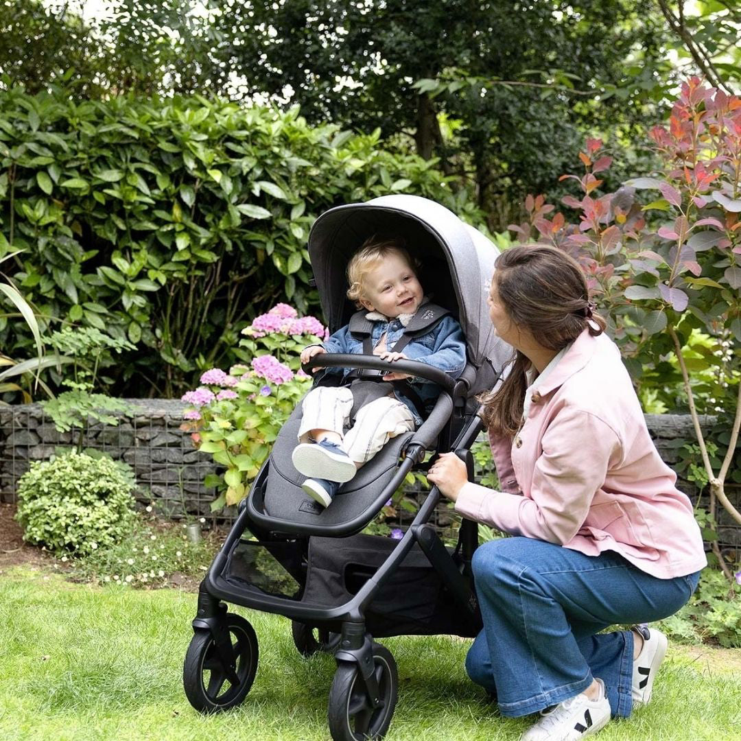 Joie® Otroški voziček Vinca™ Signature + košara Ramble™ XL Ebony Joie