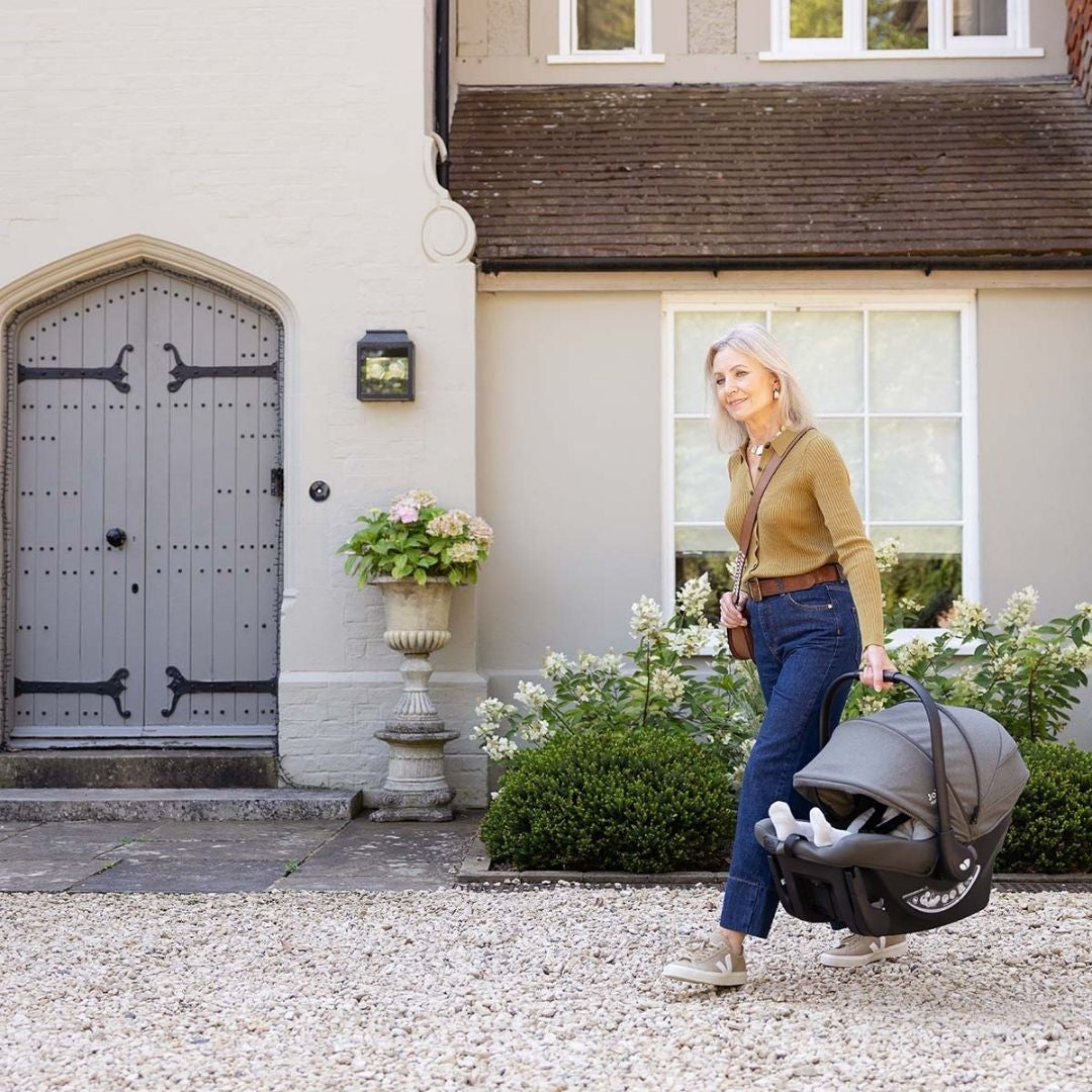 Joie® Otroški avtosedež / lupinica Sprint™ i-Size (40-75 cm) Signature Ebony Joie