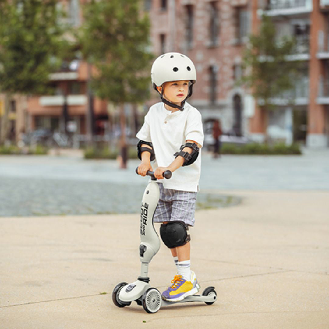 Scoot & Ride® Set ščitnikov S Black/Ash Scoot & Ride