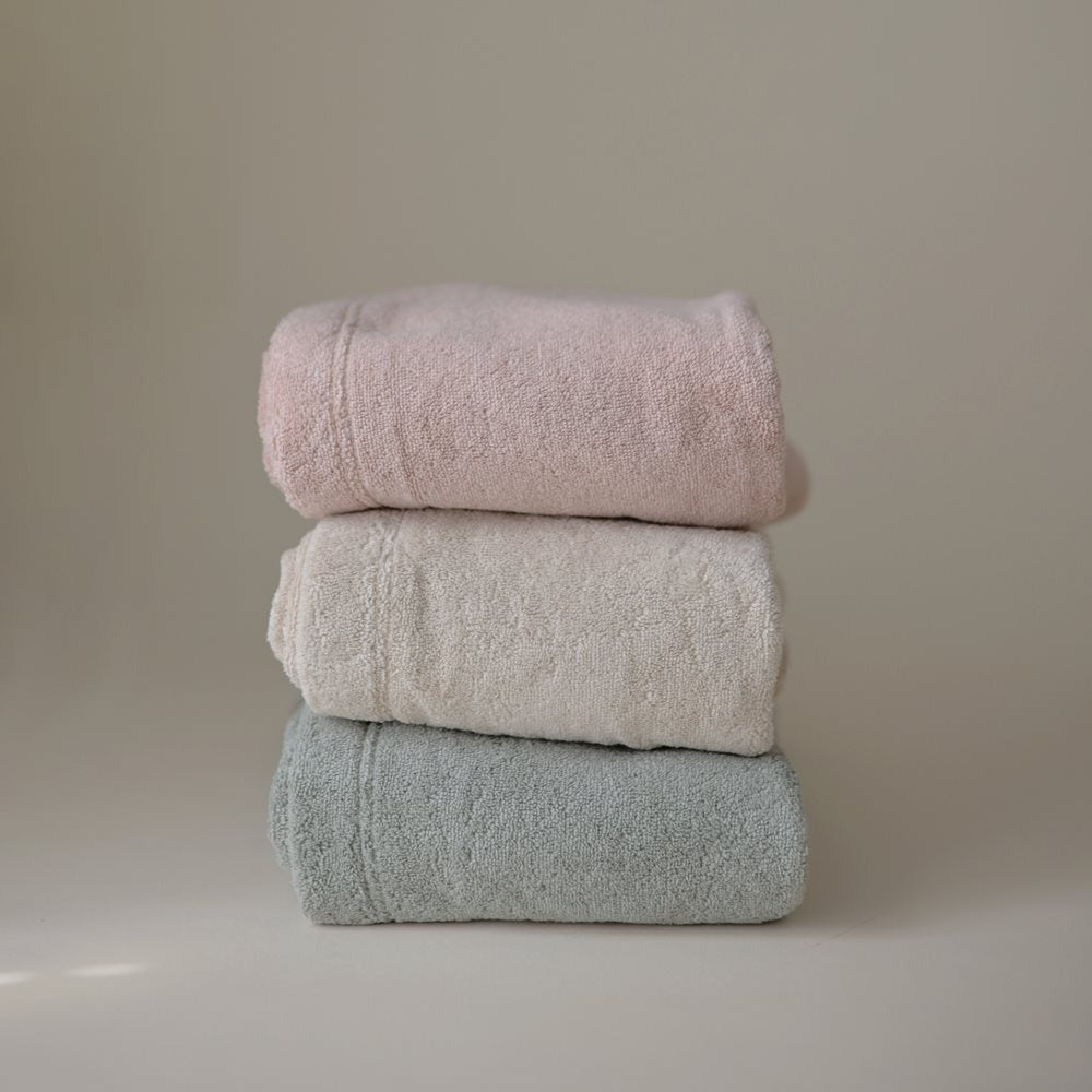 Mushie® Otroški kopalni plašček Bear Moss Mushie